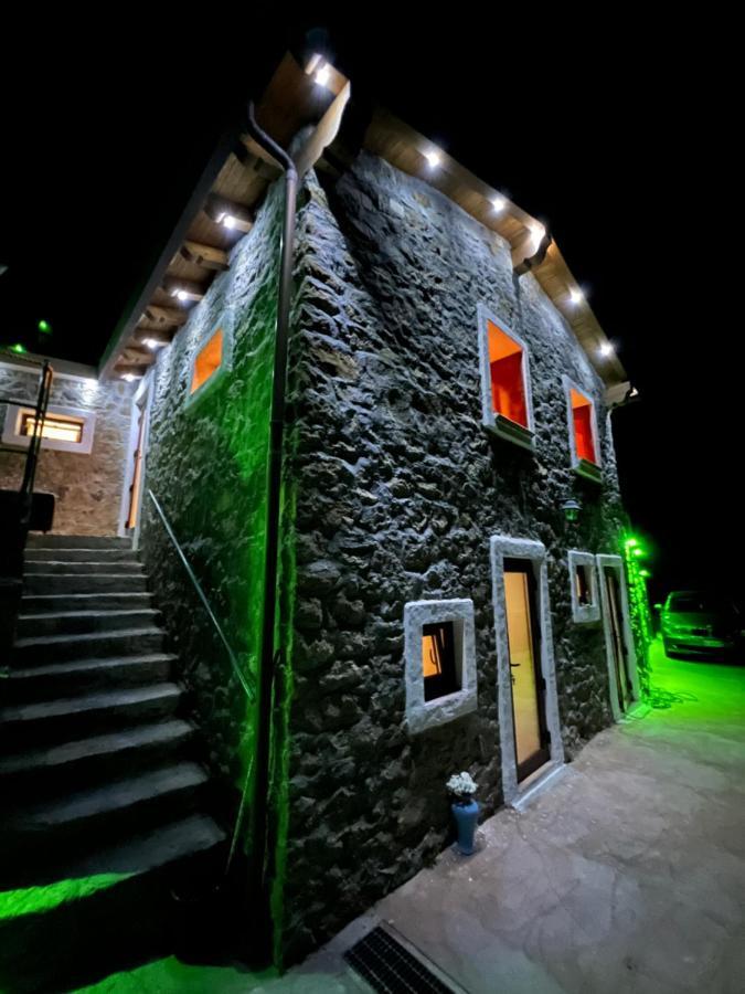 Villa Di Campagna Con Vista Mare 5 Camere Da Letto Pampara Ngoại thất bức ảnh